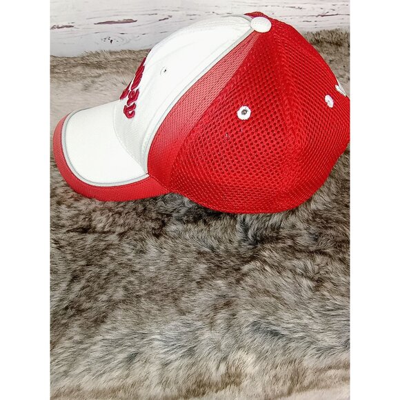 Callaway Red & White Golf Hat Adjustable Mesh Back Stylish‎ Design - Picture 2 of 6